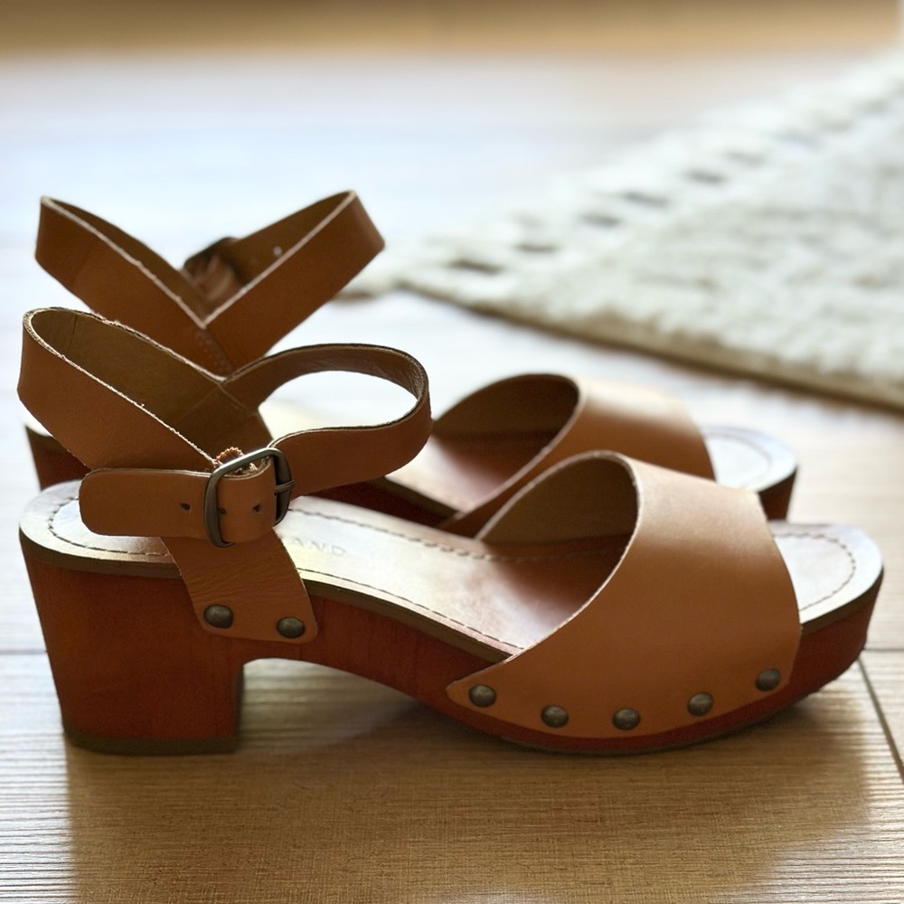 Lucky Brand | Tan Leather Sandals with Wooden Block Heel